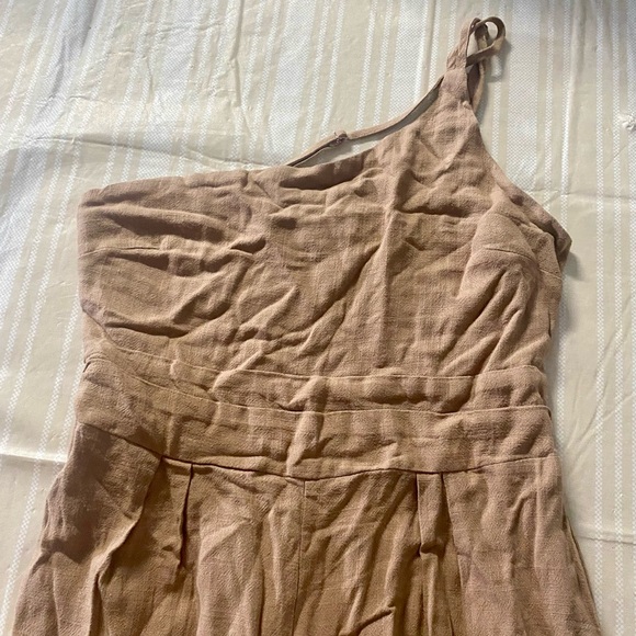 Elegant Women’s Tan One-Shoulder Highwaist wide leg Linen Jumpsuit size M - Picture 2 of 6